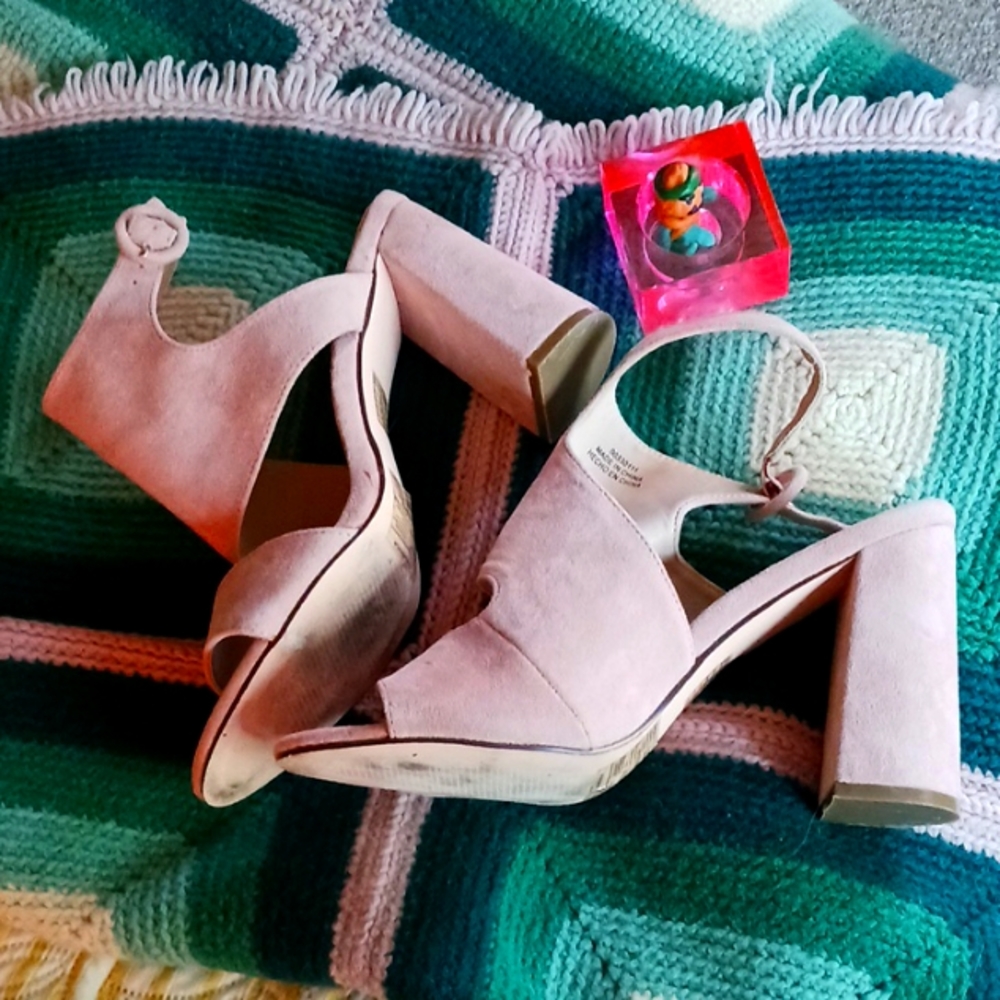 Ladies Shoes